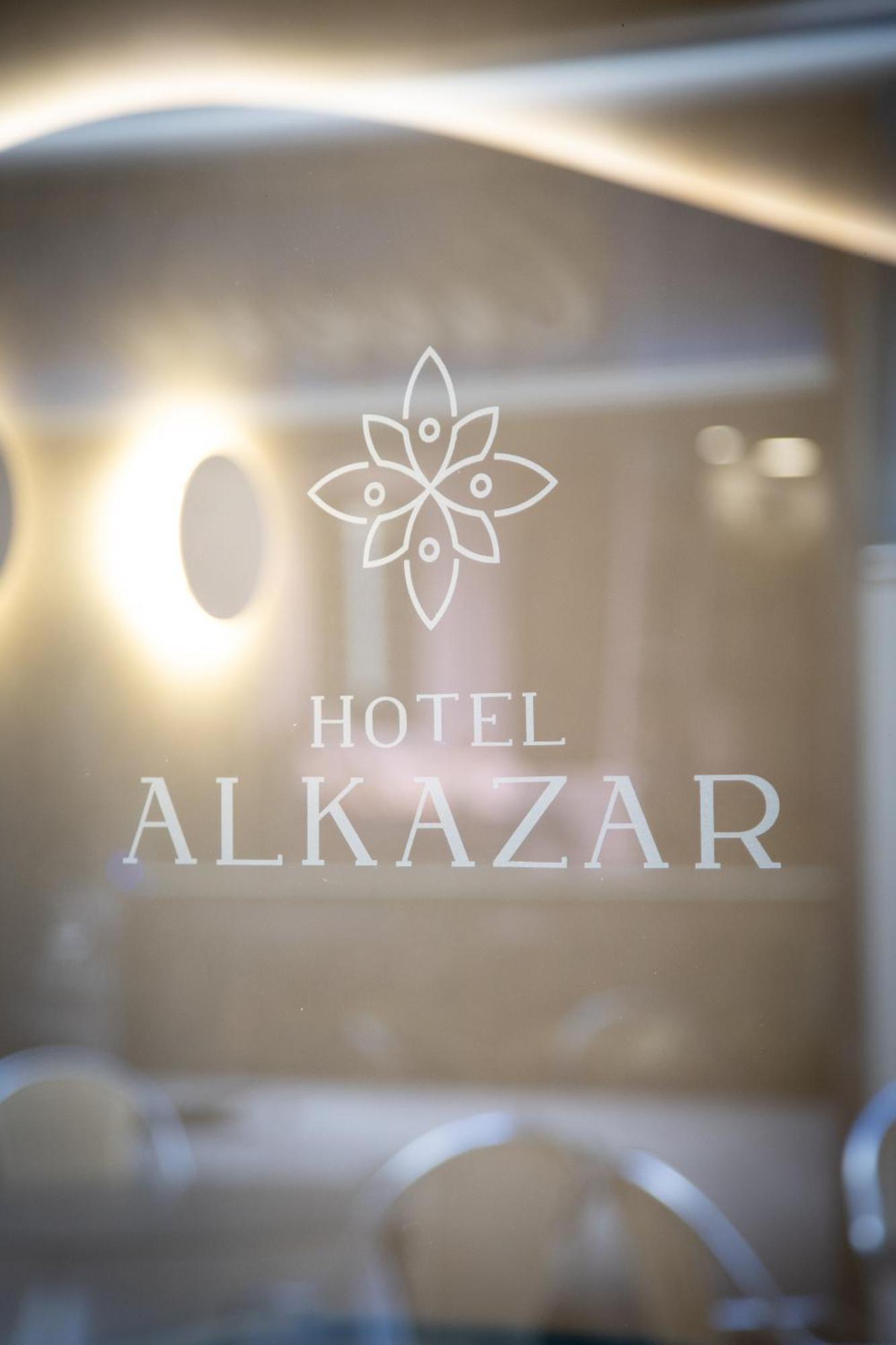 Hotel Alkazar Valência Exterior foto